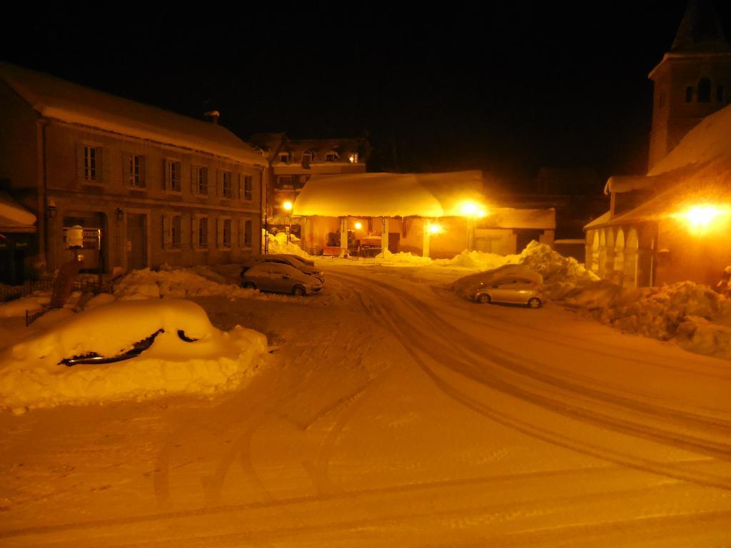 Hotel Les Deux Cols Sainte-Marie-de-Campan Εξωτερικό φωτογραφία