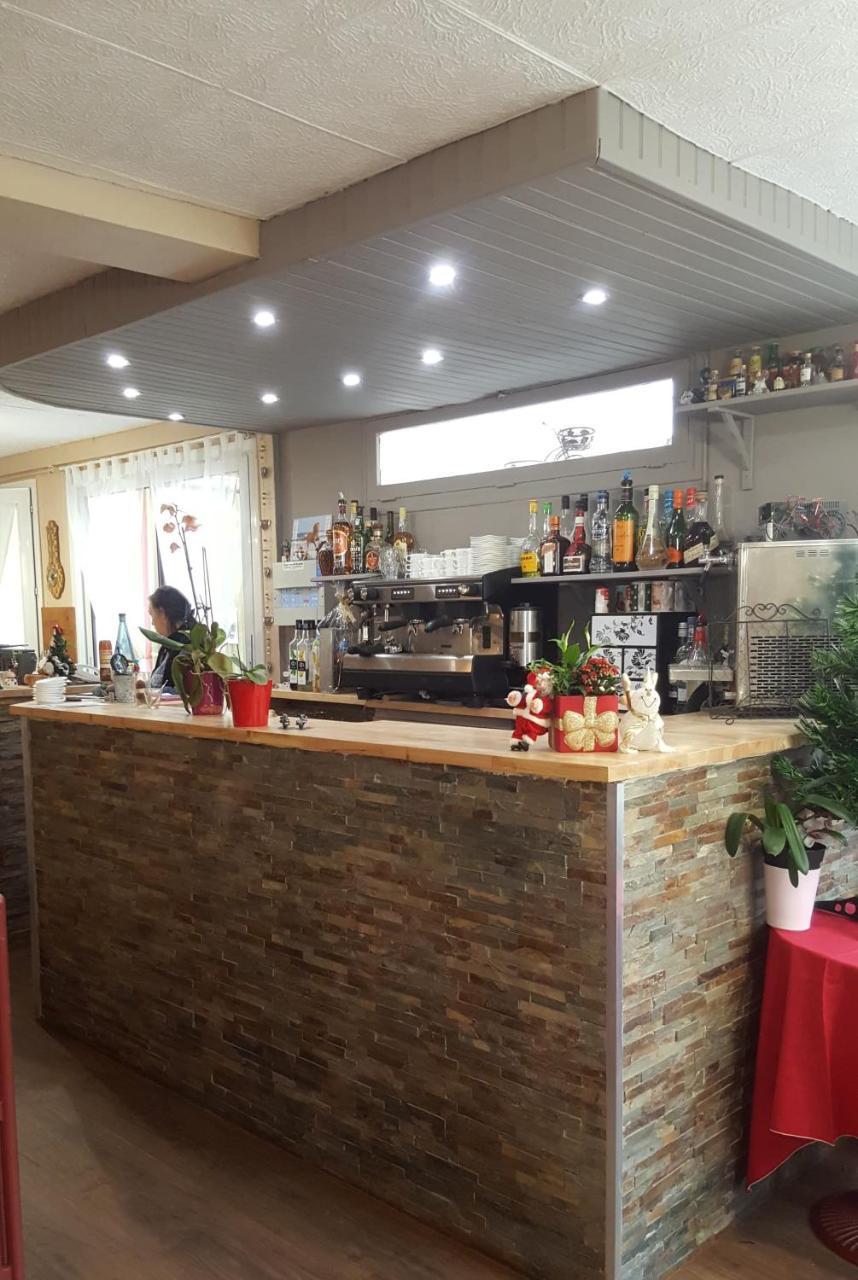 Hotel Les Deux Cols Sainte-Marie-de-Campan Εξωτερικό φωτογραφία